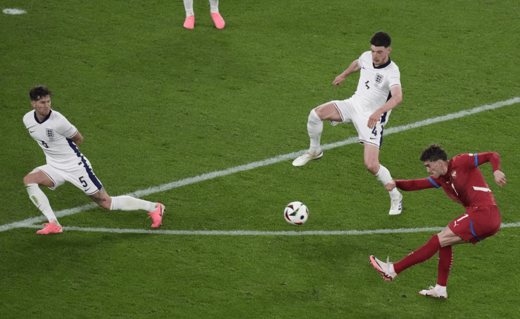 欧篮联今晚再迎强敌，里尔伤情更新，主帅态度——气氛紧张，控场能力受关注的简单介绍